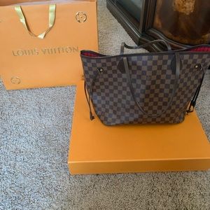 Louis Vuitton Neverfull